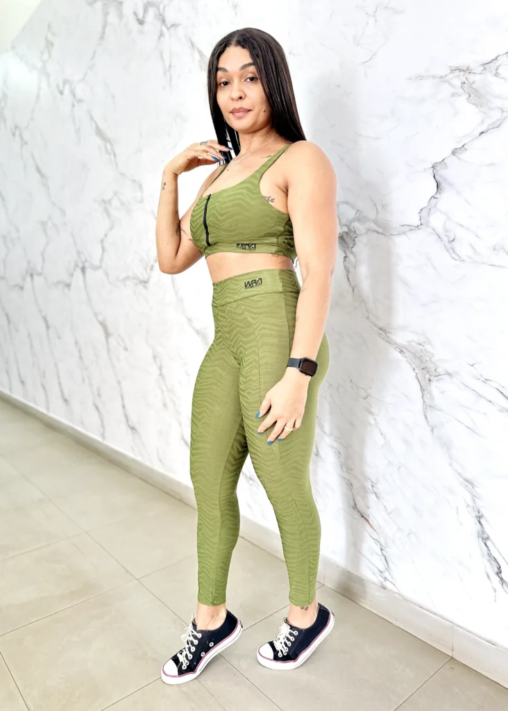 Conjunto Verde Militar Jacquard Texturizado