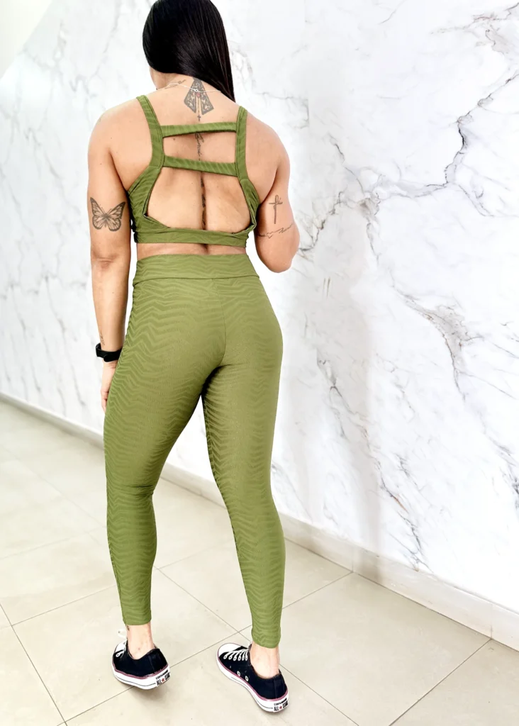 Conjunto Verde Militar Jacquard Texturizado 1